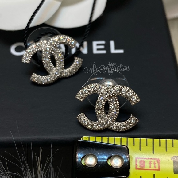 Sold on eBay! CHANEL CC Earrings *Rare Silver 2020 - Picture 5 of 8